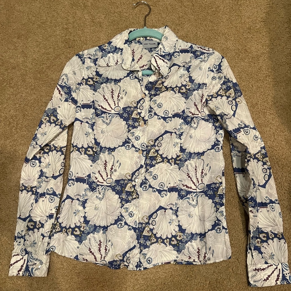 Miki thumb button down top size s